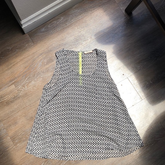 Flowy top - Picture 1 of 1